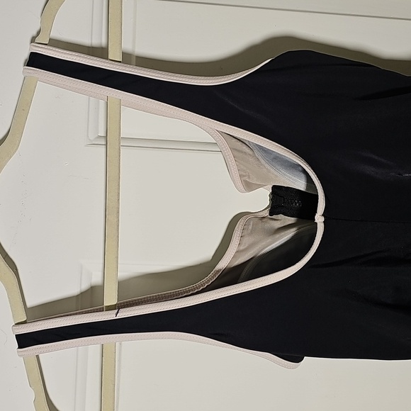 DELIMORA, Black One Piece‎ Swimsuit. size 12. Zipper Down The Front. - Picture 5 of 15